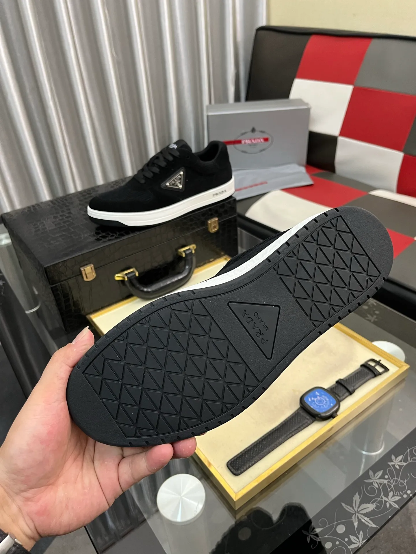 Men's shoes 💰380⌚️⌚️【PRADA】Prada casual shoes, originally developed 1:1, made of high-mercerized cowhide with imported cowhide, silk sheepskin lining, rubber outsole, comfortable and soft on the foot, size: 38-444️⃣Colors available